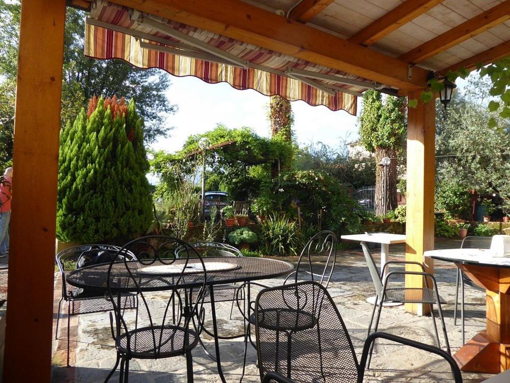 B&B Il Casale Di Nanni Лука Екстериор снимка